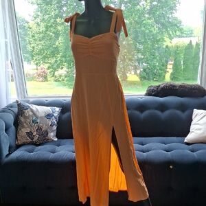Forever 21 Orange Sleeveless Sweetheart Midi Dress